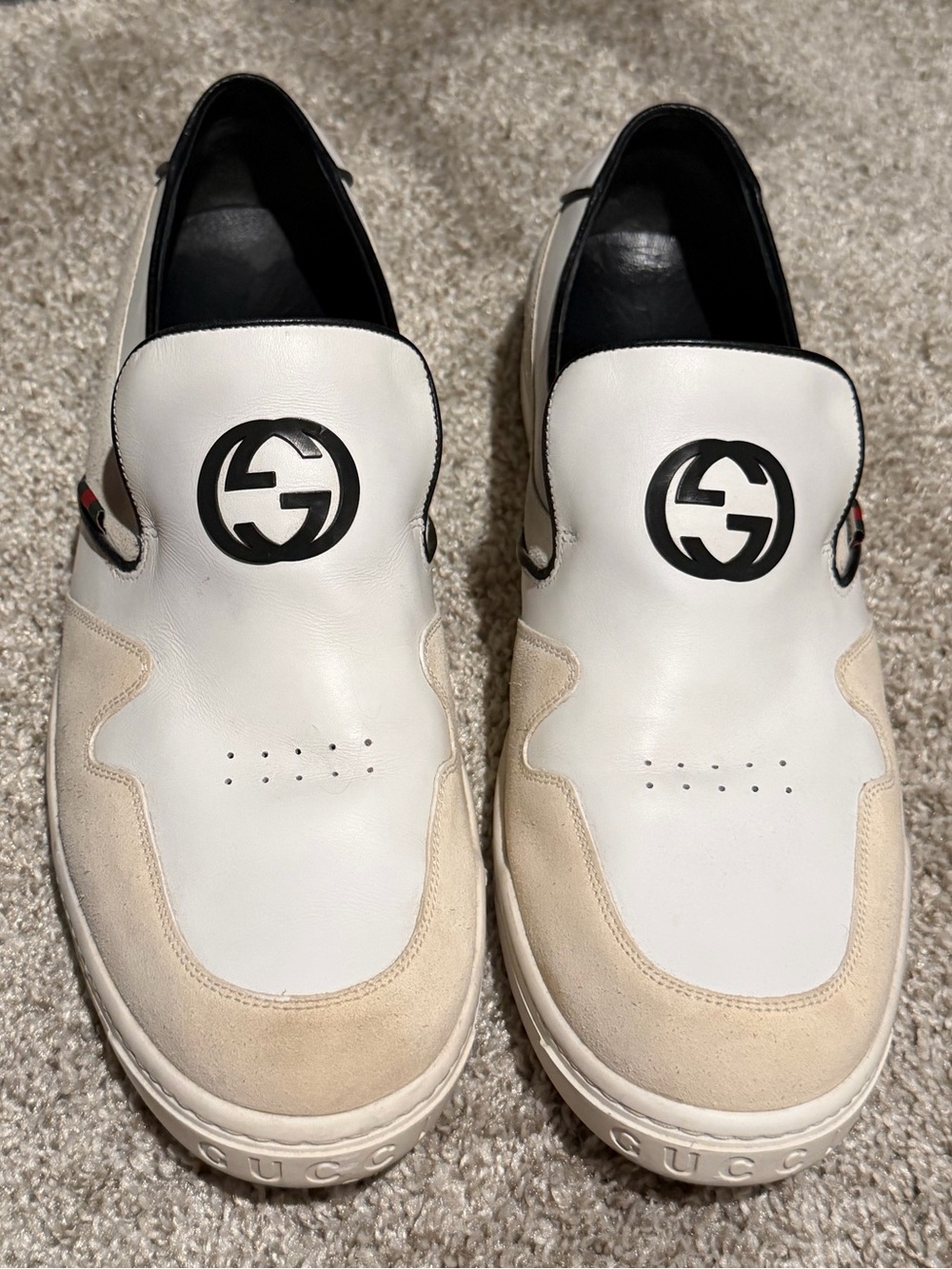 Gucci White Leather & Beige Suede Logo Slip-On Loafers